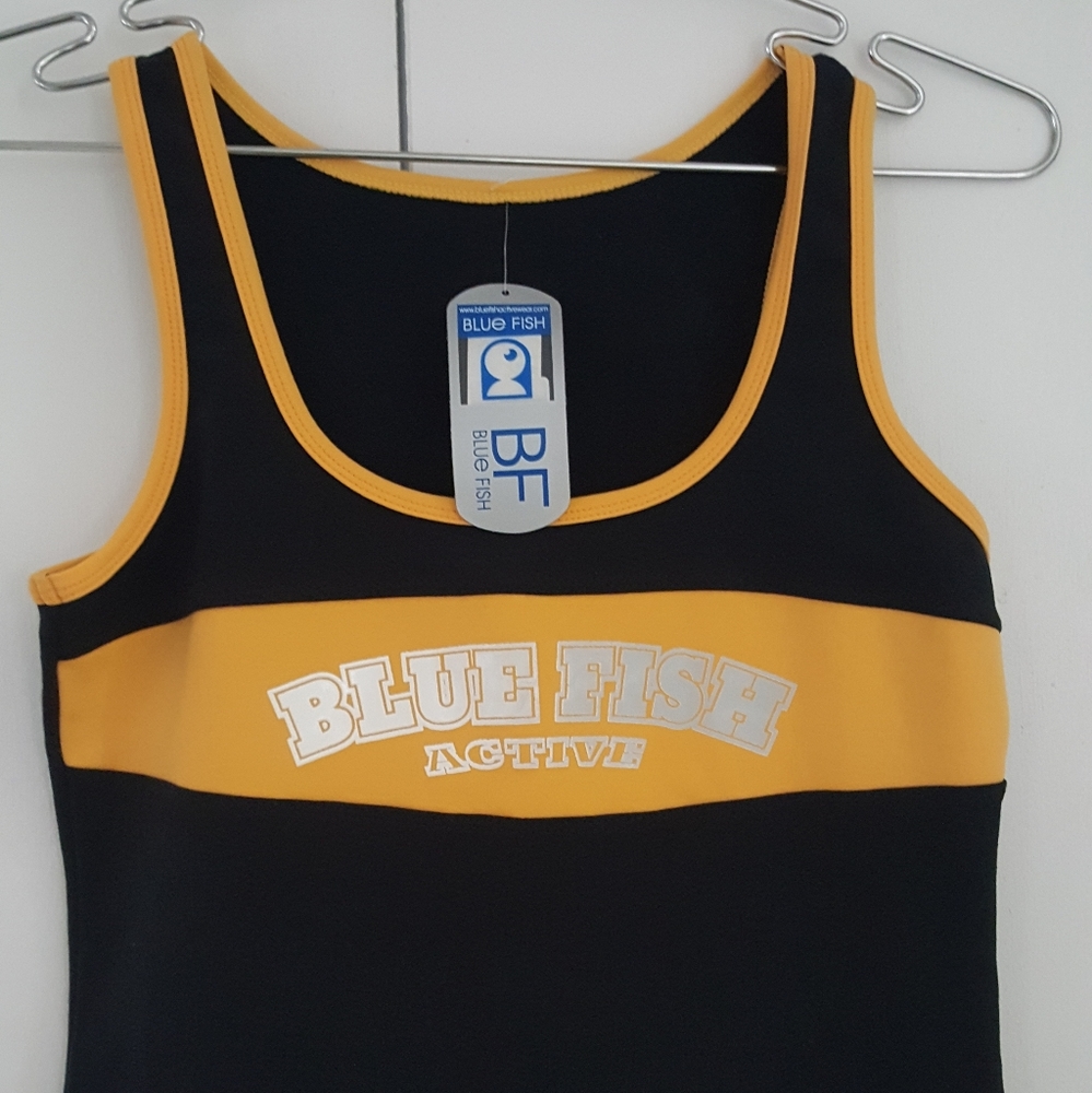 Blue Fish Athletic Crop Top Small